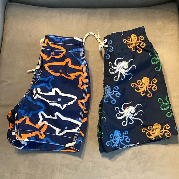 Boys Swim Trunks - 2 Pairs - size 4 - Picture 1 of 5